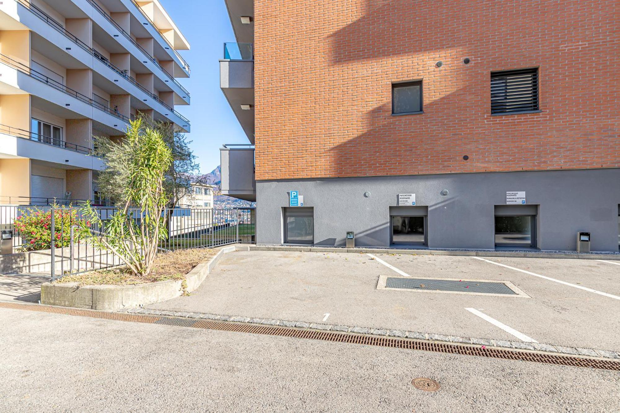 Imperial Of Lugano 3 With A Lake View Behind The Station And 10 Min From The Lake Of Lugano Extérieur photo