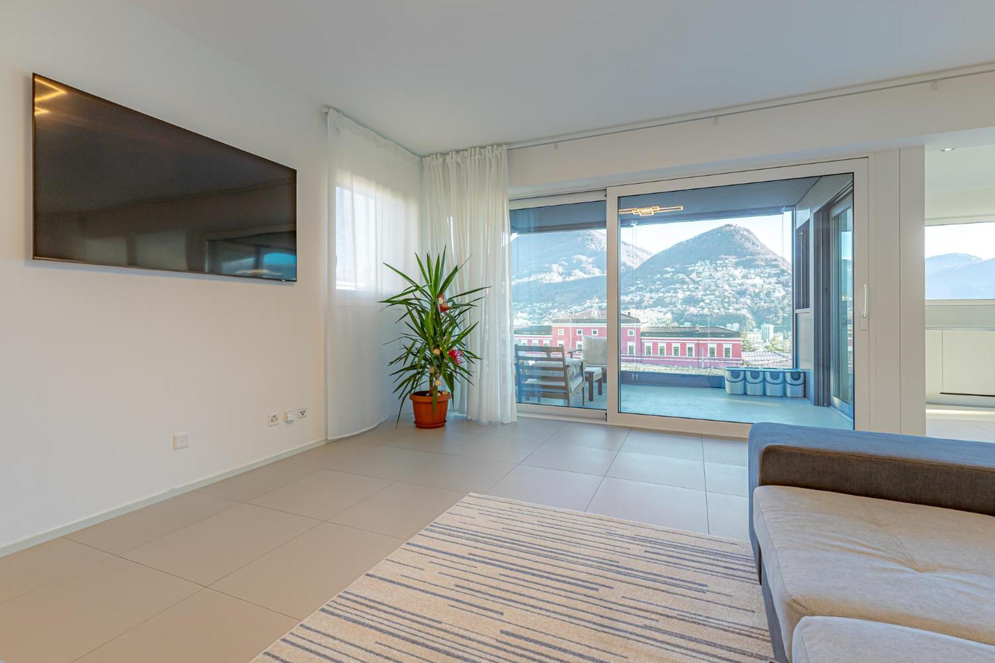 Imperial Of Lugano 3 With A Lake View Behind The Station And 10 Min From The Lake Of Lugano Extérieur photo