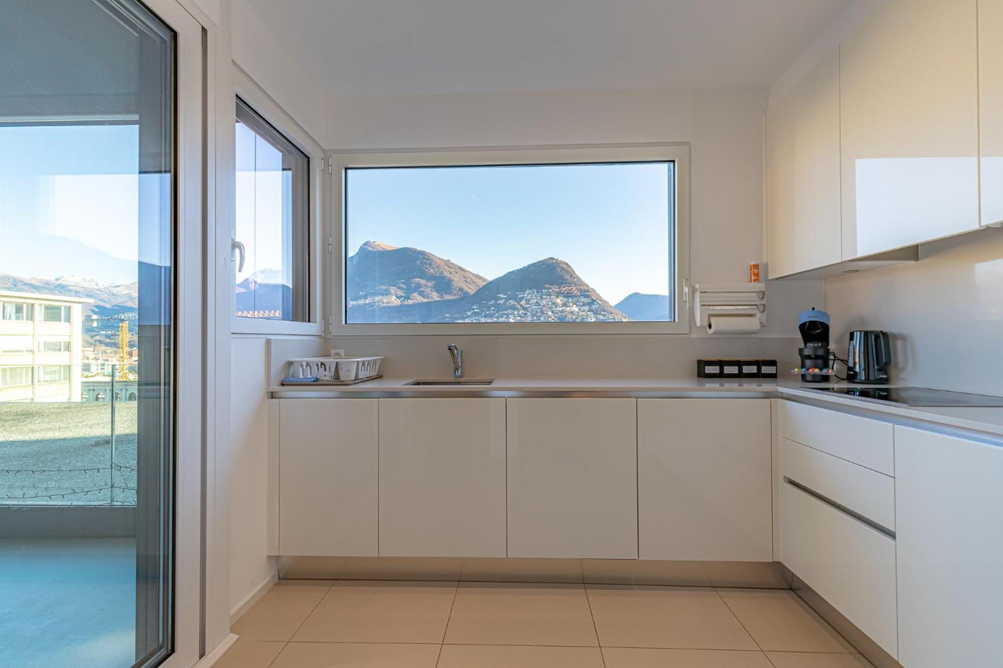 Imperial Of Lugano 3 With A Lake View Behind The Station And 10 Min From The Lake Of Lugano Extérieur photo